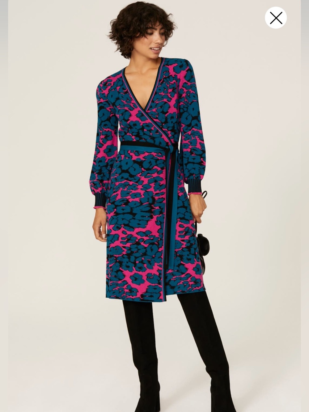 Diane Von Furstenberg
Lois Leopard Wrap Sweater Dress Sz Medium